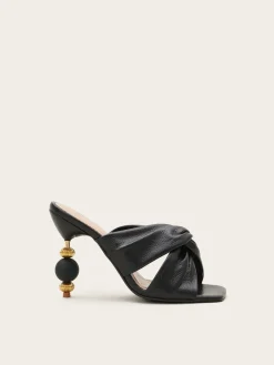 Camelia Lys Sandals