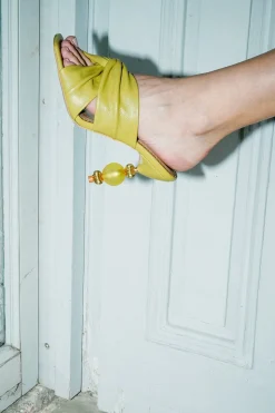 Camelia Lys Sandals