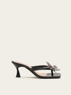 Fleurs Blanches Sandals