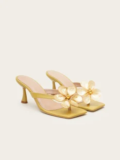 Fleurs Blanches Sandals