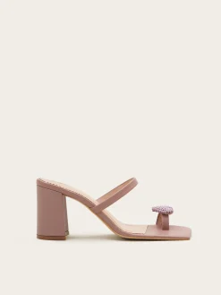 Reine De Coeur Sandals